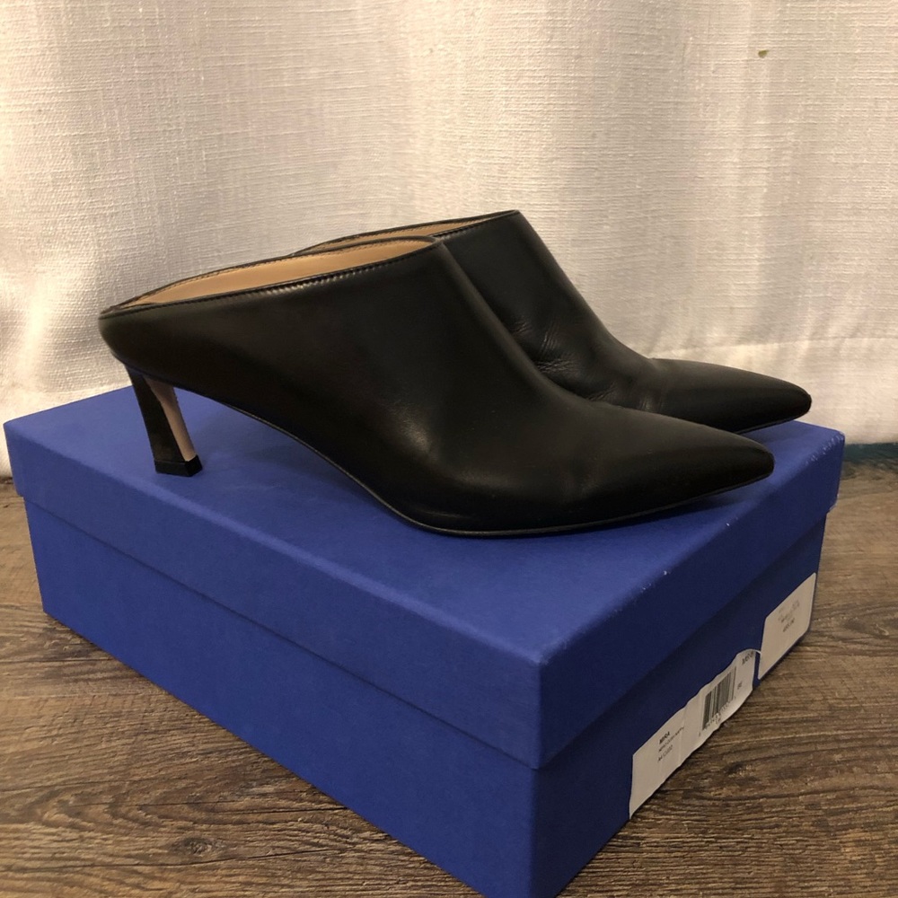 STUART Weitzman MIra leather mule